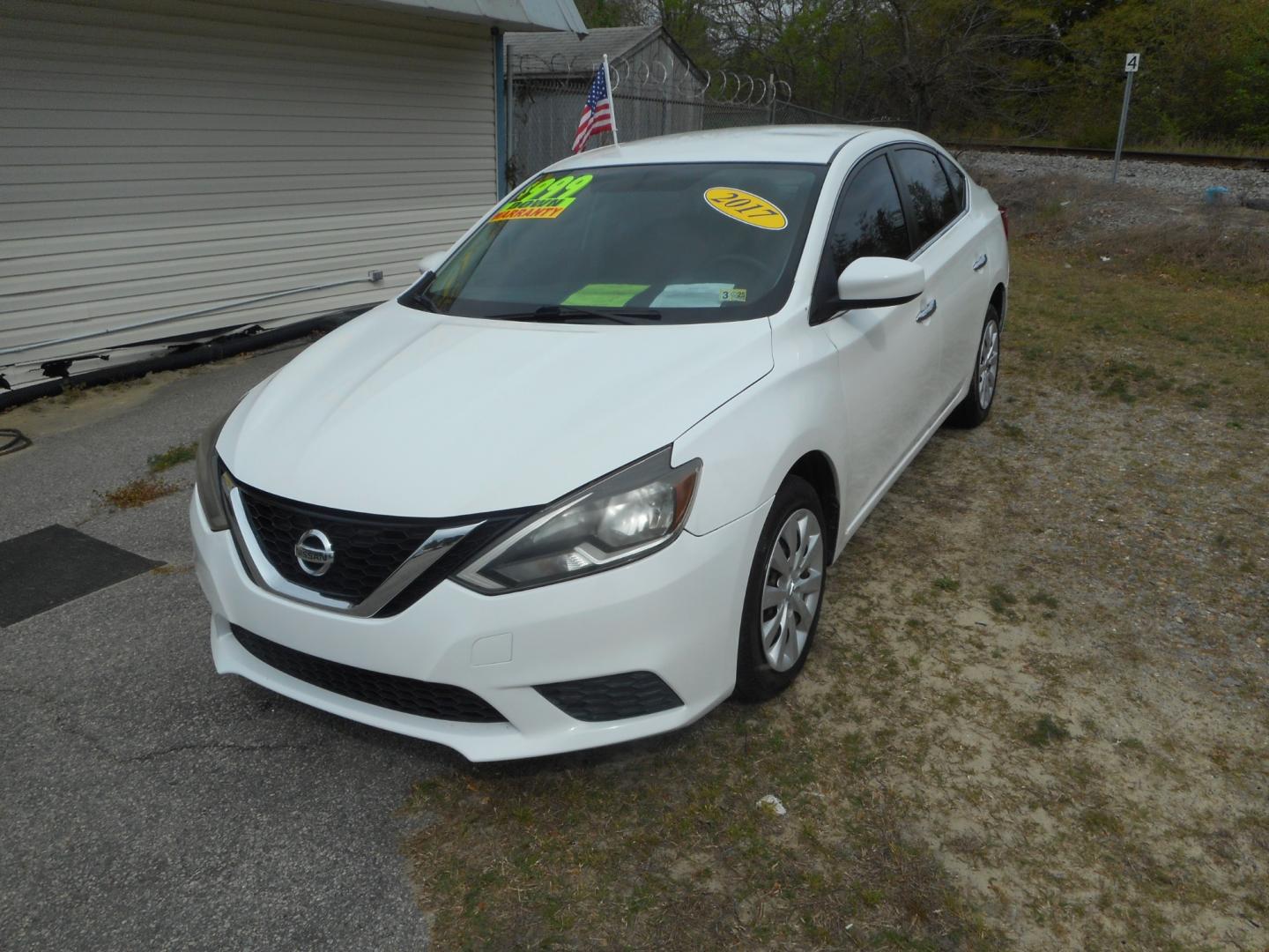 2017 White Nissan Sentra S 6MT (3N1AB7AP9HY) with an 1.8L L4 SFI DOHC 16V engine, 6M transmission, located at 2553 Airline Blvd, Portsmouth, VA, 23701, (757) 488-8331, 36.813889, -76.357597 - Down Payment: $999 Weekly Payment: $110 APR: 23.9% Repayment Terms: 42 Months ***CALL ELIZABETH SMITH - DIRECTOR OF MARKETING @ 757-488-8331 TO SCHEDULE YOUR APPOINTMENT TODAY AND GET PRE-APPROVED RIGHT OVER THE PHONE*** - Photo#1